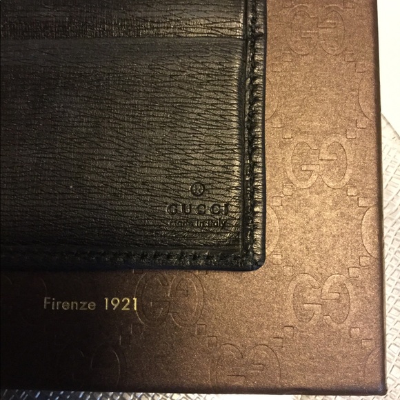 ❌SOLD ❌ Authentic Gucci Leather Wallet - Picture 5 of 8